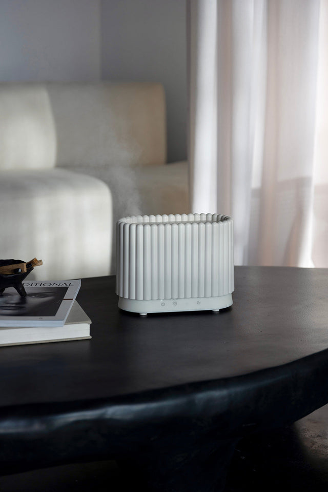 The Best Essential Oil Diffuser for Large Rooms: What to Look For